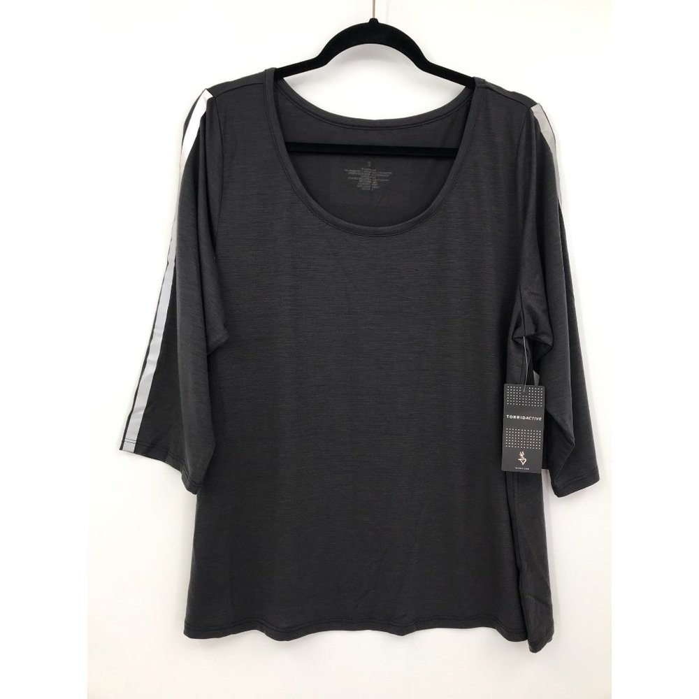 Torrid Dark Gray Long Sleeve Tee